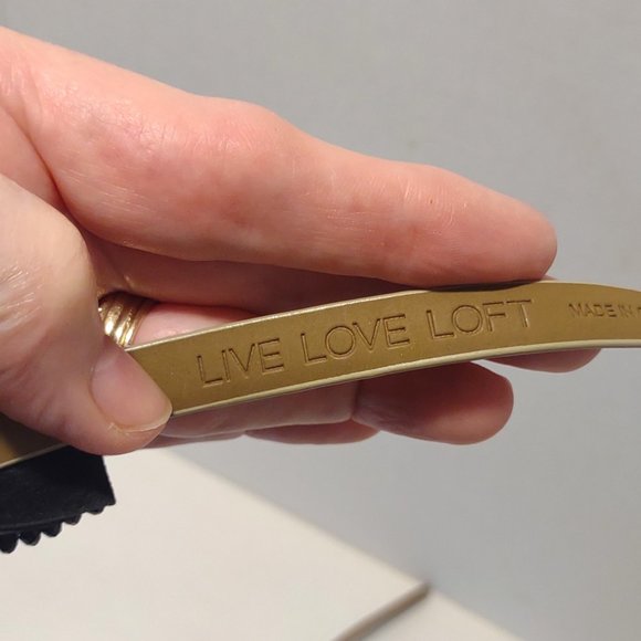 LOFT Gold Shimmer Slim Belt with Bow - Picture 7 of 8